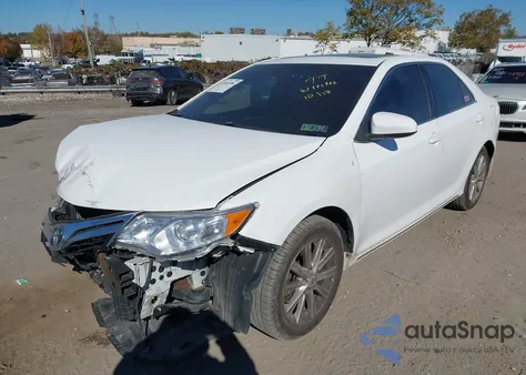 2012 Toyota Camry Xle z USA, uszkodzony, nr VIN 4T4BF1FK6CR256096